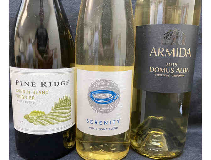 Six different white wines