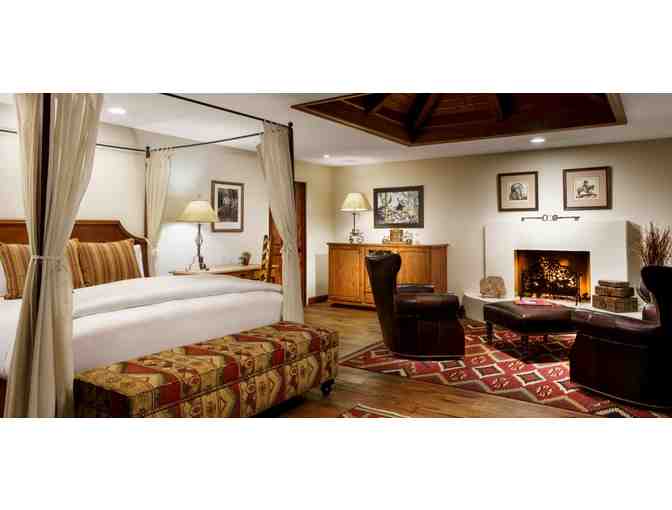 Casita for 1 Night and Dining, Hermosa Inn