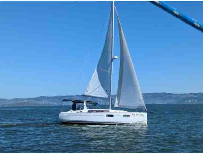 Explore Sailing Experience for 2 Tradewinds Sailing School & Club