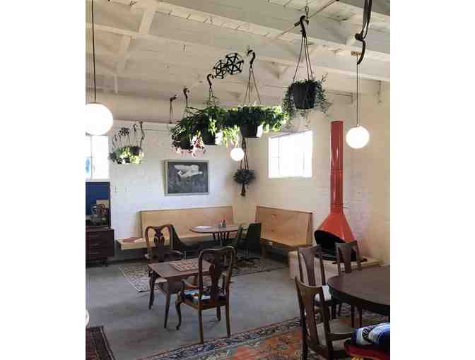 $25 Gift Certificate to The Longshot