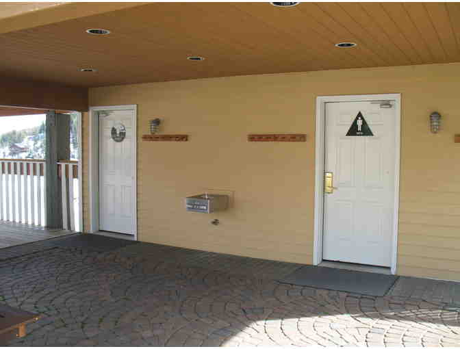 Weekend Luxury Condo @ Schweitzer with 8 lift tickets