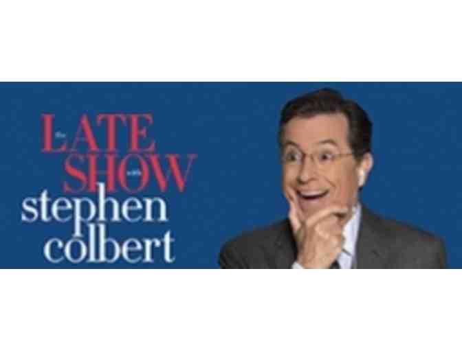 Late Night with Stephen Colbert - Photo 1