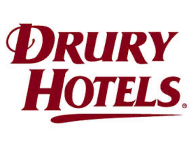 Parents Quick Get Away - Granite City Grill & Drury Hotel