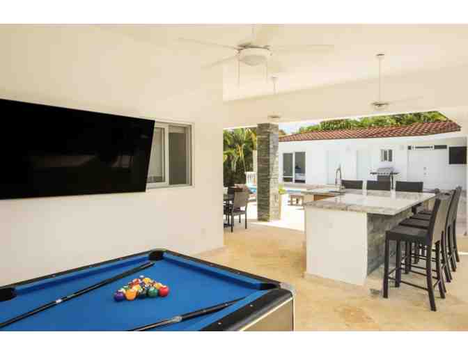 1 WEEK AIRBNB STAY AT LUXURY AIRBNB VILLA IN PUERTO PLATA, DOMINICAN REPUBLIC FOR UP TO 10