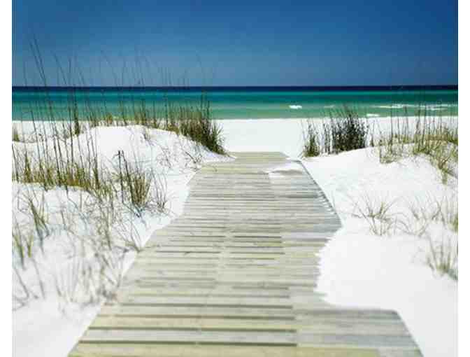 2 Night Stay in a 2 Bedroom Gulf Coast Beach Access Rental from Southern Vacation Rentals - Photo 1