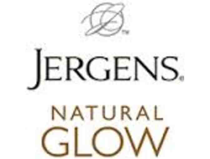 3 Custom Airbrush Tans at Luxe Sunless Studio & Jergens Natural Glow Products
