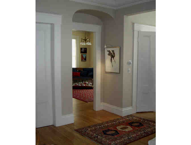 Private Home & Art Collection tour with local expert Mary McGowan for 8!