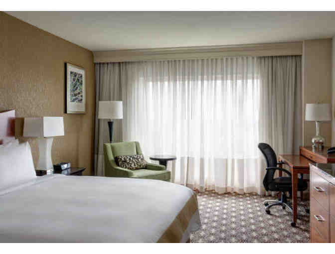 HOUSTON TEXAS GETAWAYS - FOUR NIGHTS WITH BREAKFAST FOR TWO