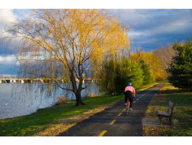 FALLS CHURCH MARRIOTT FAIRVIEW PARK - ONE NIGHT WEEKEND STAY W/ DINNER FOR TWO