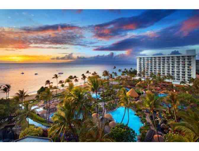 MAUI VACATION - 6 NIGHTS, 3 HOTELS W/ OCEANVIEW, BREAKFAST FOR TWO AND PARKING