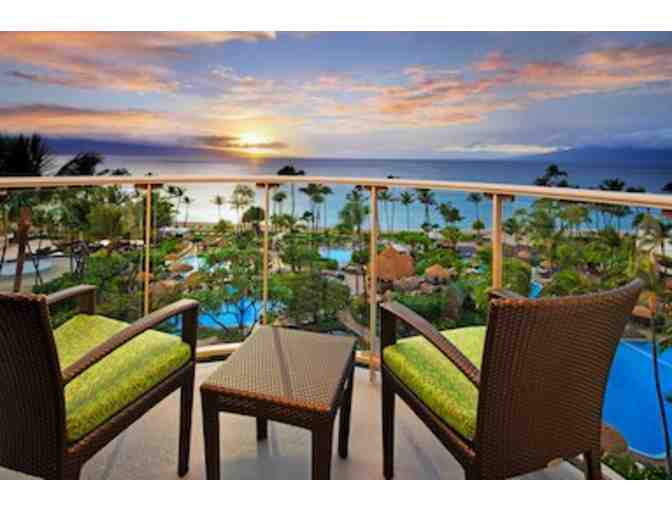 MAUI VACATION - 6 NIGHTS, 3 HOTELS W/ OCEANVIEW, BREAKFAST FOR TWO AND PARKING