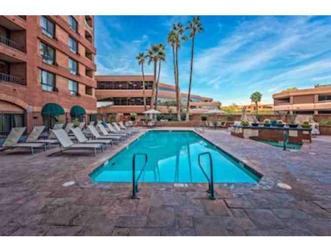 SCOTTSDALE MARRIOTT SUITES OLD TOWN - TWO NIGHT WEEKEND STAY WITH BREAKFAST FOR TWO