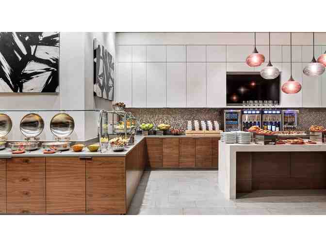 SAN FRANCISCO MARRIOTT MARQUIS - TWO NIGHT STAY W/ M CLUB ACCESS AND WI-FI