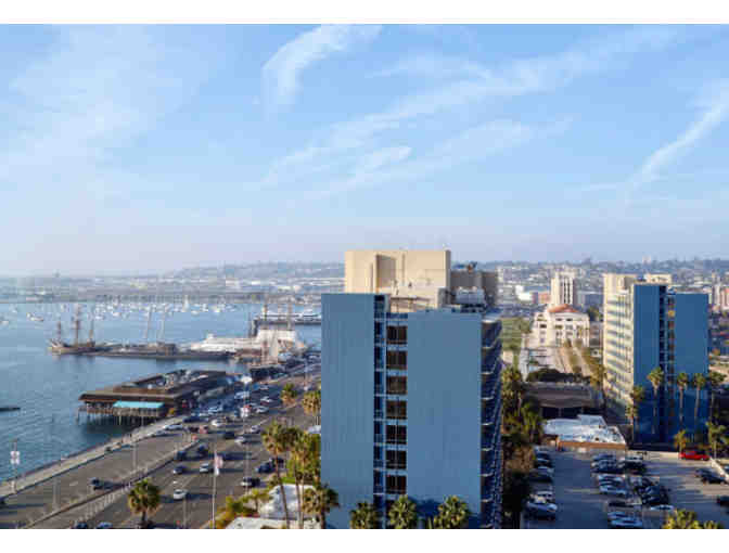 RESIDENCE INN & SPRINGHILL SUITES SAN DIEGO DOWNTOWN BAYFRONT - 1 NIGHT STAY W/ BREAKFAST