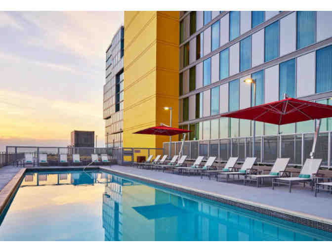 RESIDENCE INN & SPRINGHILL SUITES SAN DIEGO DOWNTOWN BAYFRONT - 1 NIGHT STAY W/ BREAKFAST