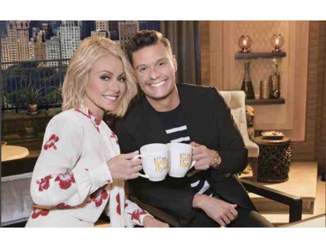 LIVE KELLY & RYAN - 4 VIP SEATS TO LIVE TAPING