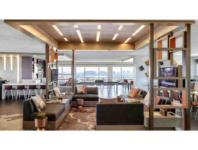 RED ROSE TOUR PACKAGE - W/ 3 NIGHTS AT LAX MARRIOTT & (2) GRANDSTAND SEATS AT ROSE PARADE