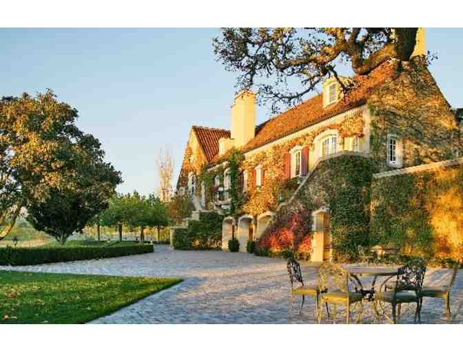 SONOMA EXPERIENCE - ONE NIGHT STAY AT JORDAN WINERY, TASTING AT 2 WINERIES & 7 BOTTLES