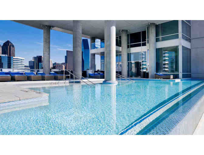 W DALLAS VICTORY - TWO NIGHT STAY WITH BREAKFAST FOR TWO AND PARKING