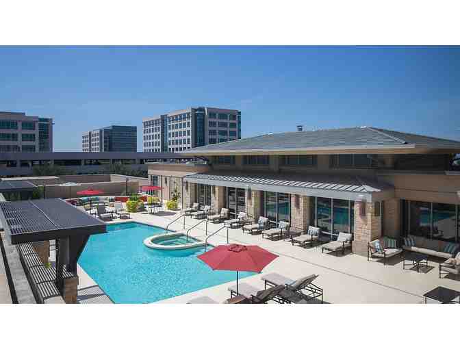 DALLAS/ PLANO MARRIOTT AT LEGACY TOWN CENTER - ONE NIGHT WEEKEND STAY WITH BREAKFAST FOR 2