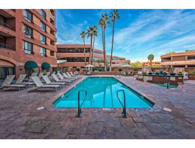 SCOTTSDALE MARRIOTT SUITES OLD TOWN - TWO NIGHT WEEKEND STAY W/ SELF- PARKING