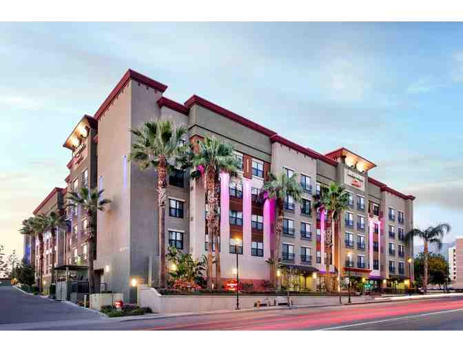 Residence Inn by Marriott Downtown Burbank -One Night Studio Suite + Breakfast + Parking