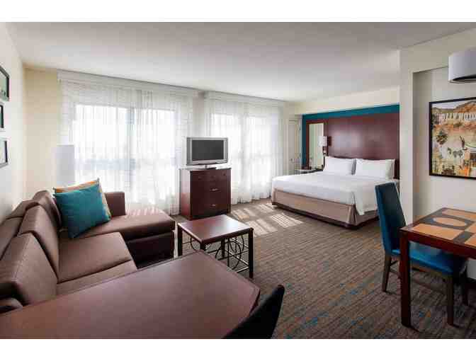 Residence Inn by Marriott Downtown Burbank -One Night Studio Suite + Breakfast + Parking