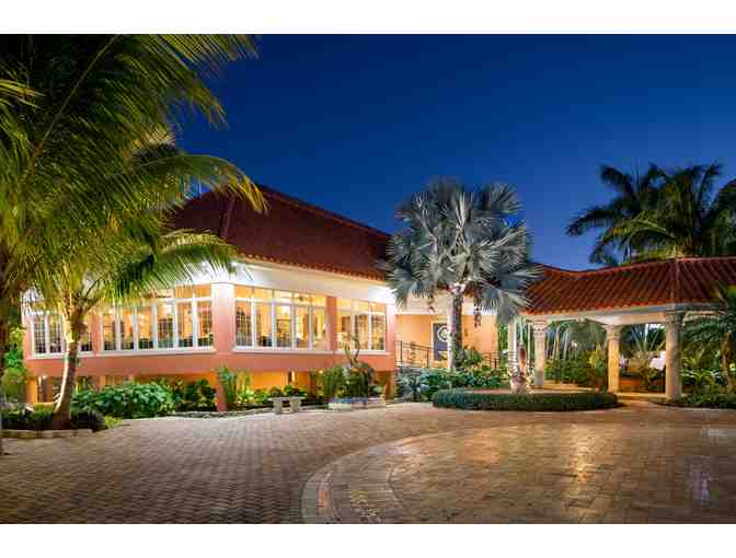 Sophisticated Dining at Sapodilla