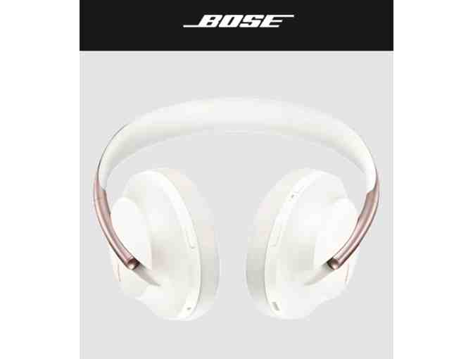 Bose Noise Cancelling Headphones 700