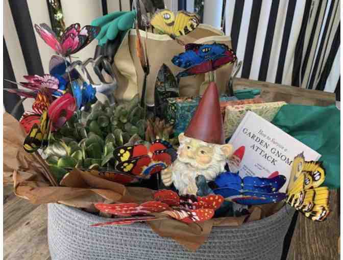 1B Class Basket - Green Thumbs Up