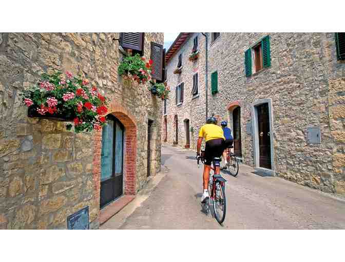 BACKROADS Biking for 2 Tuscany: North of Sienna