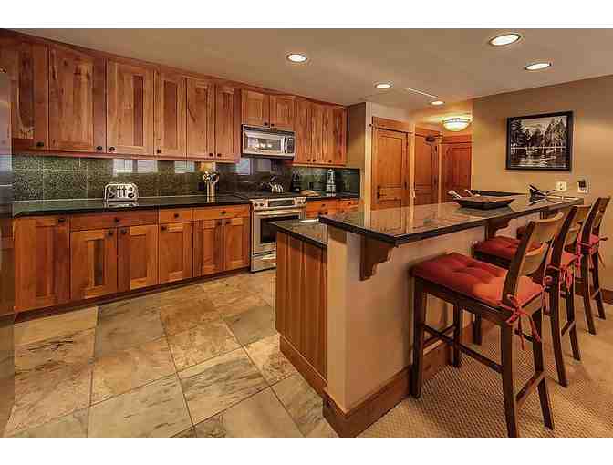 5 Nights (Available Winter Break!) Slopeside, 3BR/3BA Northstar Village Residence