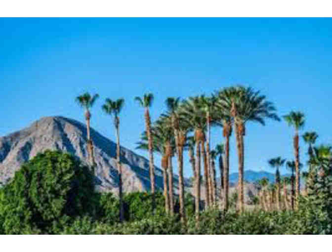 Vacation Condo - 5 Nights in Palm Desert