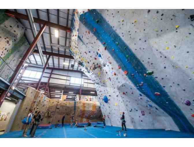 4 Day Passes and Intro Belay Class at Central Rock Gym Watertown