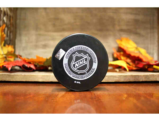 Boston Bruins Authentic Jimmy Hayes Autographed Hockey Puck