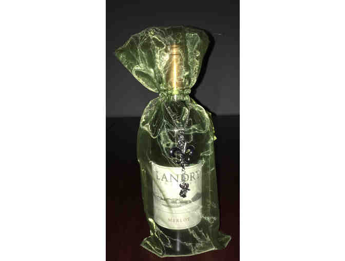 Landry Vinyard's Merlot Dry with Green Fabric Gift Bag and Fleur Dis Lis Bottle Tag