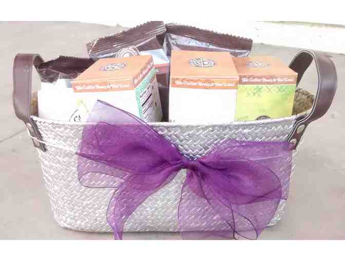 Coffee Bean and Tea Leaf gift basket worth $40