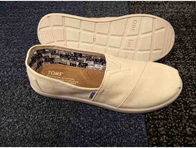 TOMS Youth Size 6 Classic Alpargata in eggshell canvas - Photo 2