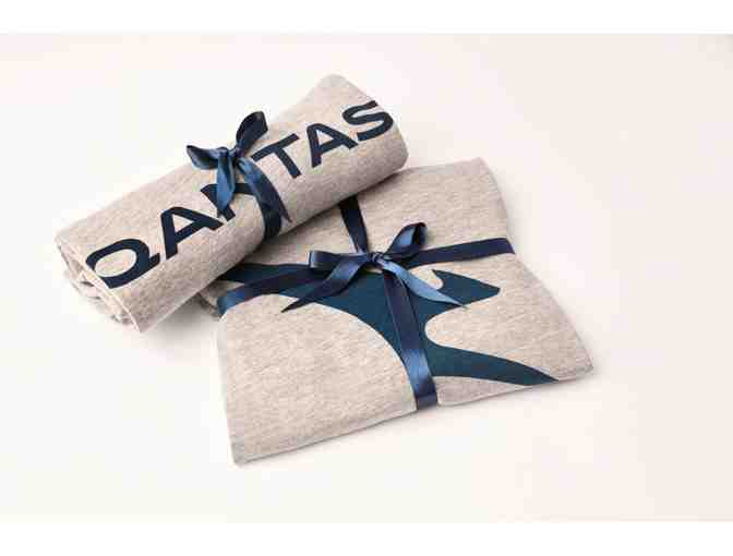 Qantas Business Class Pajamas - Photo 1