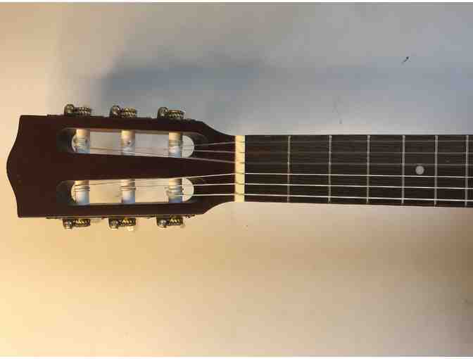 Acoustic Guitar - Photo 6