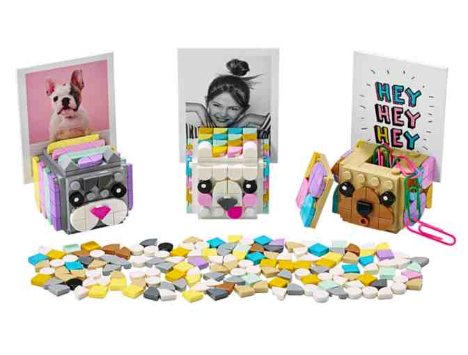 Lego Dots Animal Picture Holders and 2 bracelets.