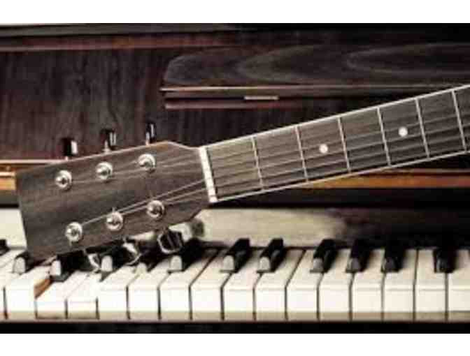 Private Music Lessons from Ellis Laifer for piano, guitar or music production