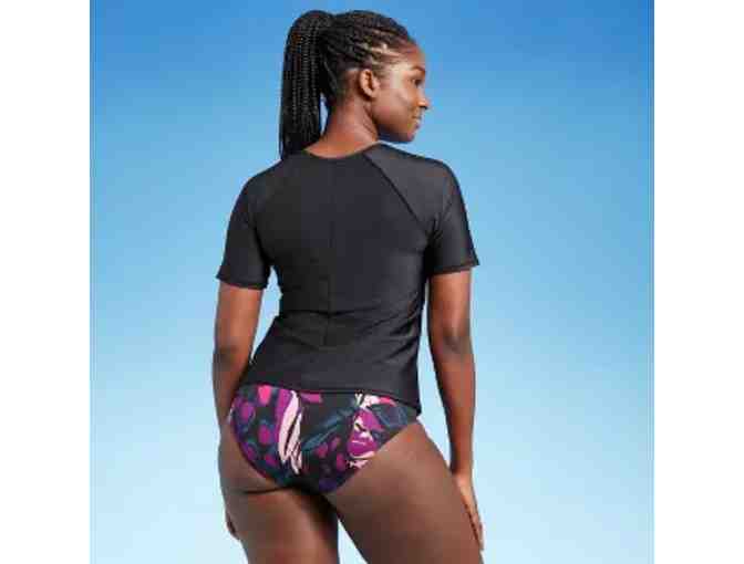 Women's Crewneck Short Sleeve Rash Guard - All in Motion, Black, Size XL