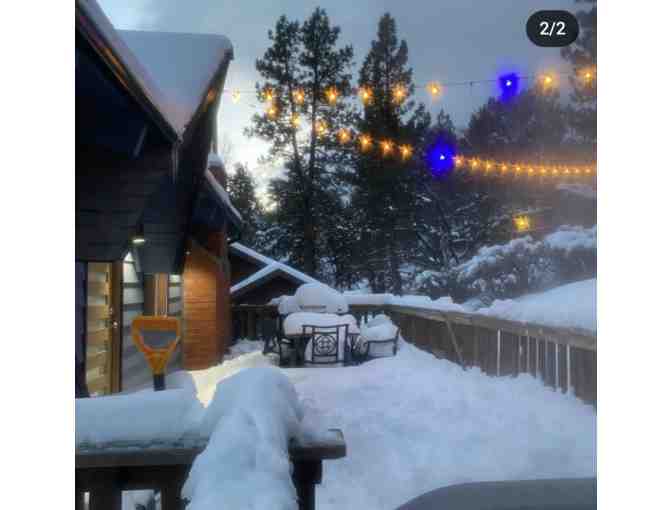 AirBnB cabin in Big bear for 2 nights for 4 guests PLUS a ski package for all 4 guests!