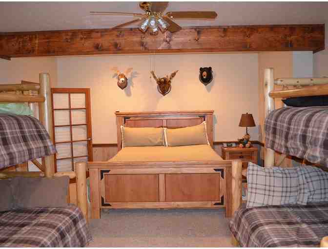 4 Nights in a Luxurious Big Bear Cabin Rental (Sleeps 16)