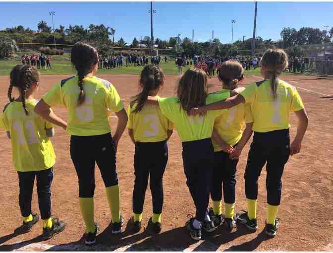 1 Complimentary Registration to San Dieguito Girls Softball league for Fall Season 2017