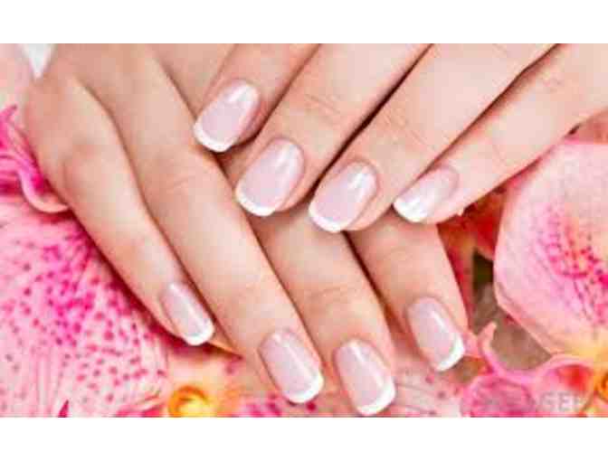 Mother's Day Package: Brunch & Manicure