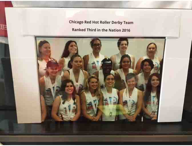Framed Chicago Red Hots Signed Jersey and 2017 Team Picture (Roller Derby)