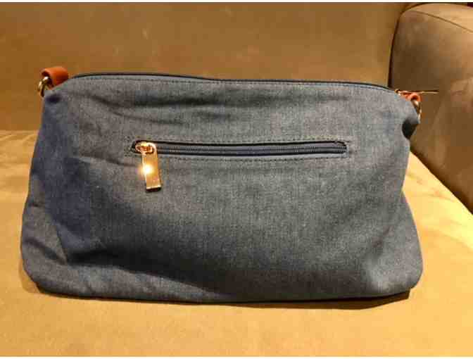 Beautiful Tote Bag with Two Interior Bags and Wallet!