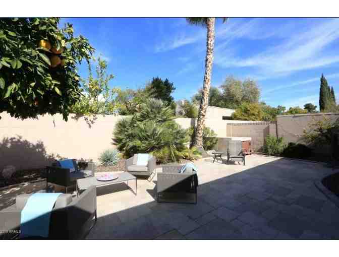 Five nights in Scottsdale in a Beautiful Three Bedroom Home